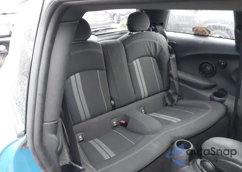 2019 Mini Hardtop John Cooper Works z USA, uszkodzony, nr VIN WMWXM9C53K2H38946